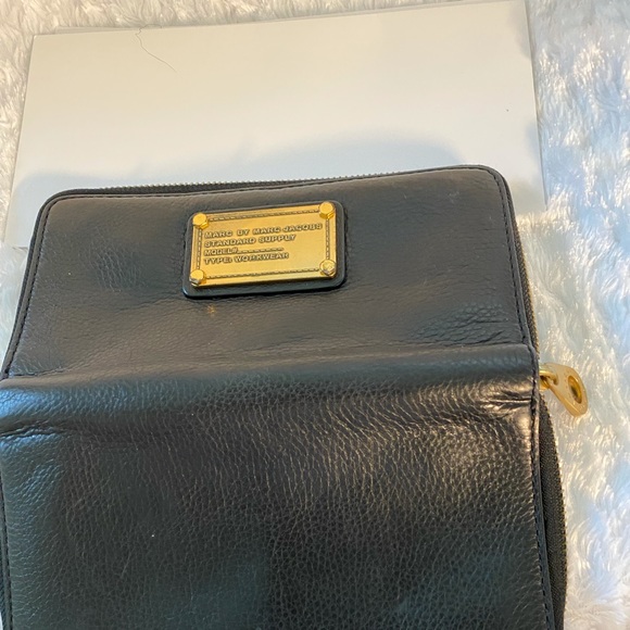 Marc By Marc Jacobs Classic Long Wallet - Picture 6 of 7